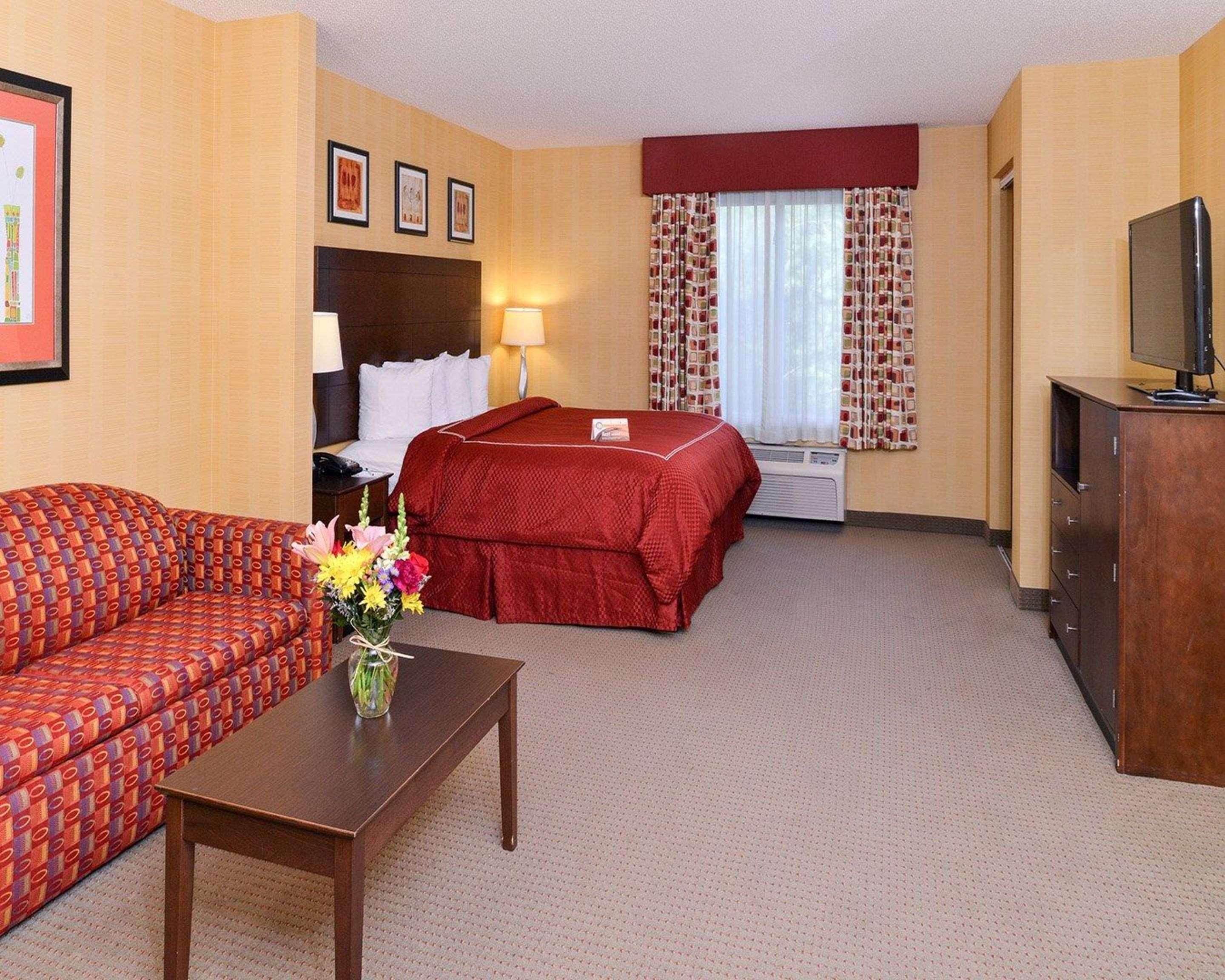 Quality Suites Stratford Exterior foto